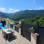 Holiday home Vallemaira House Casa Belvedere Luce & Sole 10 Posti Letto San Damiano Macra