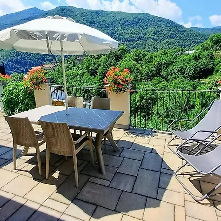 Сasa de vacaciones Vallemaira House Casa Belvedere Luce & Sole 10 Posti Letto San Damiano Macra