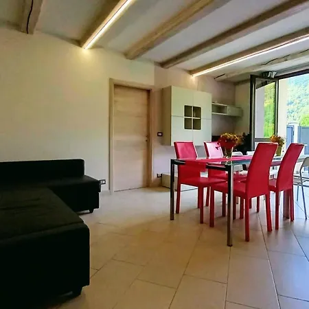 Vallemaira House Casa Belvedere Luce & Sole 10 Posti Letto 펜션 산 다미아노 마크라