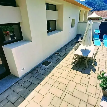 Vallemaira House Casa Belvedere Luce & Sole 10 Posti Letto 펜션