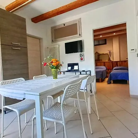 펜션 Vallemaira House Casa Belvedere Luce & Sole 10 Posti Letto *