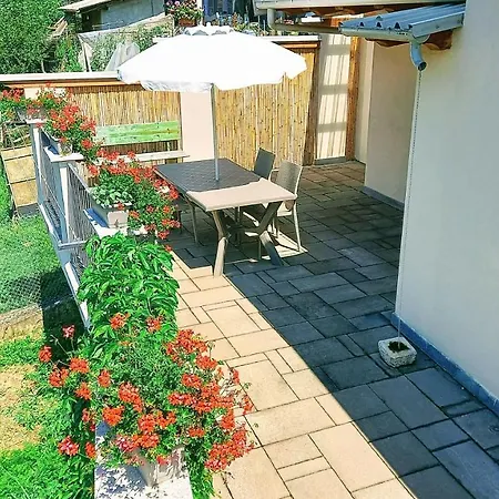 Vallemaira House Casa Belvedere Luce & Sole 10 Posti Letto 펜션 *