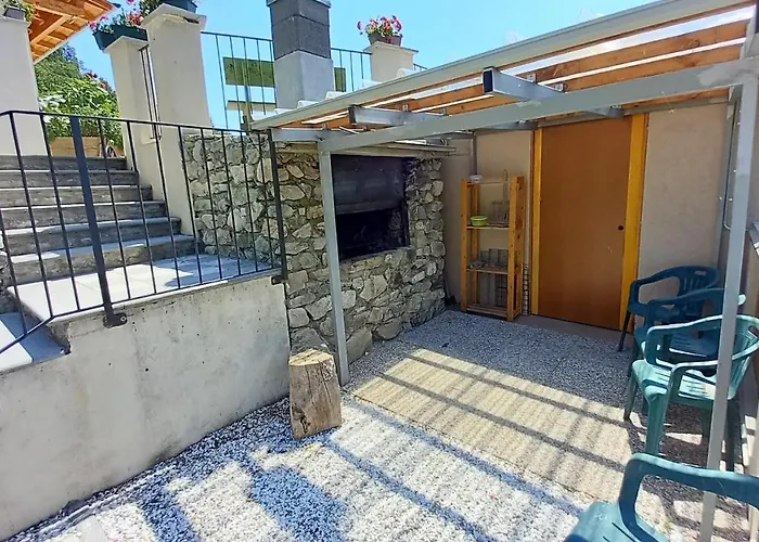 Vallemaira House Casa Belvedere Luce & Sole 10 Posti Letto Vakantiehuis *