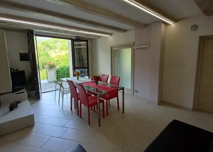 Vallemaira House Casa Belvedere Luce & Sole 10 Posti Letto San Damiano Macra