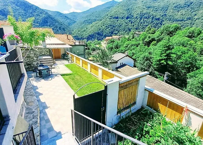 Vakantiehuis Vallemaira House Casa Belvedere Luce & Sole 10 Posti Letto San Damiano Macra