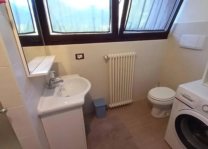 Vallemaira House Casa Belvedere Luce & Sole 10 Posti Letto Σπίτι διακοπών *