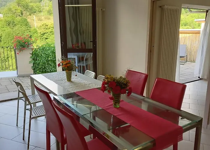 Vallemaira House Casa Belvedere Luce & Sole 10 Posti Letto Σπίτι διακοπών